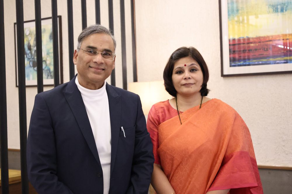 Manoj Gupta With Vice Chancellor of D.Y. Patil University.